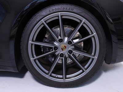 PORSCHE 911 - 7
