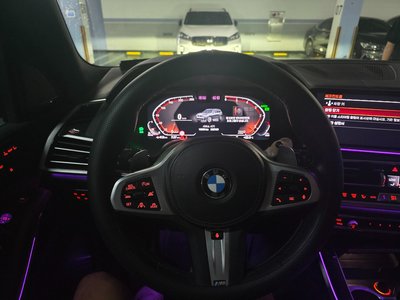 BMW X7 - 9
