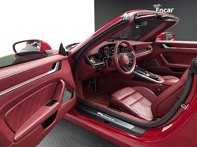 PORSCHE 911 - 10