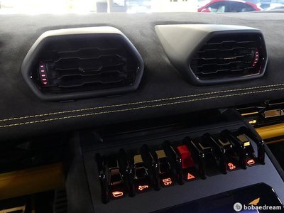 صورة مصغرة 13 لـ 2023 Lamborghini HURACAN