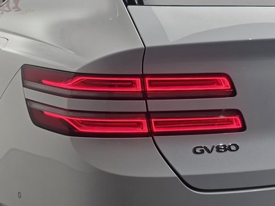 GENESIS GV80 - 10