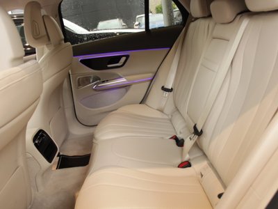 صورة مصغرة 18 لـ 2025 Mercedes-BENZ E-CLASS