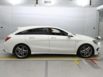 MERCEDES-BENZ CLA - 3