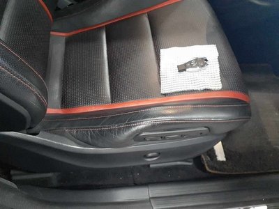 MERCEDES-BENZ CLA - 10