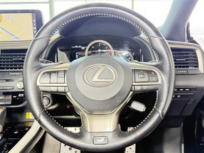 صورة مصغرة 16 لـ 2021 Lexus RX