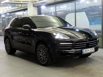 PORSCHE CAYENNE - 1