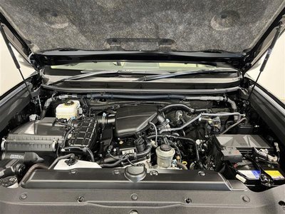 صورة مصغرة 40 لـ 2024 Toyota LAND CRUISER PRADO