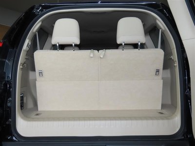 صورة مصغرة 32 لـ 2024 Toyota LAND CRUISER PRADO