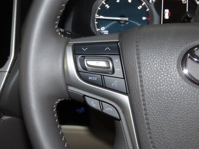 صورة مصغرة 13 لـ 2024 Toyota LAND CRUISER PRADO