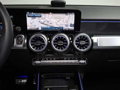 2025 Mercedes-BENZ GLB thumbnail 19