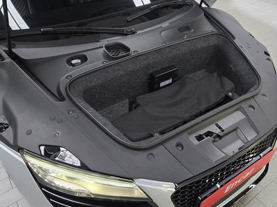 AUDI R8 - 7
