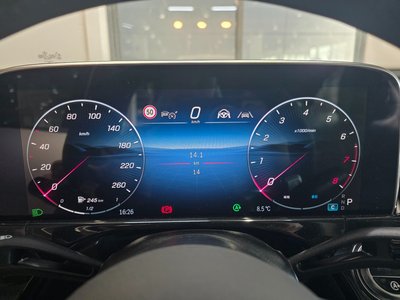 MERCEDES-BENZ E-CLASS - 10