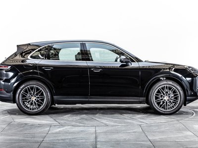 PORSCHE CAYENNE - 8