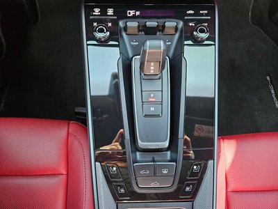 2023 Porsche 911 thumbnail 18