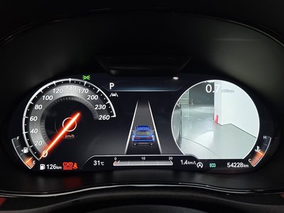 صورة 8 لـ 2021 Genesis GV70
