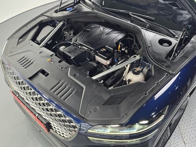 صورة 7 لـ 2021 Genesis GV70