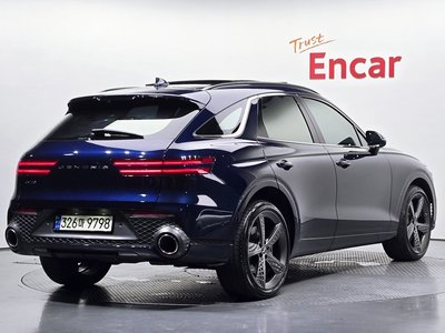 صورة 3 لـ 2021 Genesis GV70