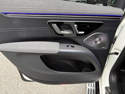 MERCEDES-BENZ EQS - 4