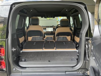 2025 LAND Rover DEFENDER 缩略图 72