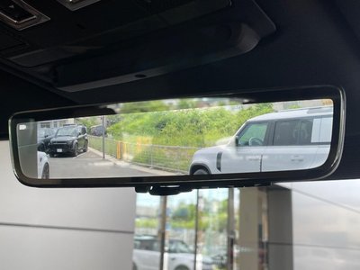 2025 LAND Rover DEFENDER 缩略图 7