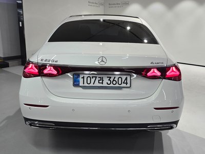 MERCEDES-BENZ E-CLASS - 5