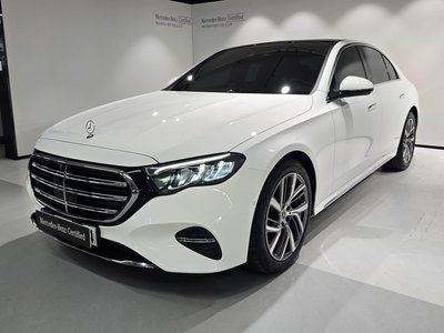 MERCEDES-BENZ E-CLASS - 1