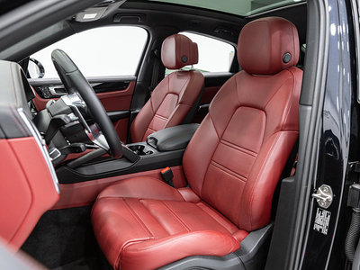 PORSCHE CAYENNE - 10