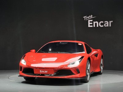 FERRARI F8 TRIBUTO - 2