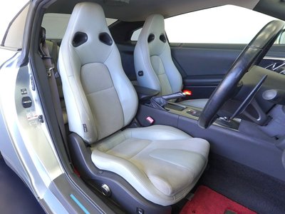 NISSAN GT-R - 8