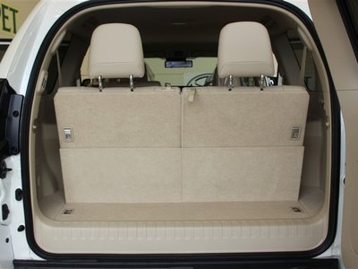 2023 Toyota LAND CRUISER PRADO — миниатюра 30