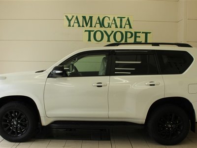 صورة 2 لـ 2023 Toyota LAND CRUISER PRADO