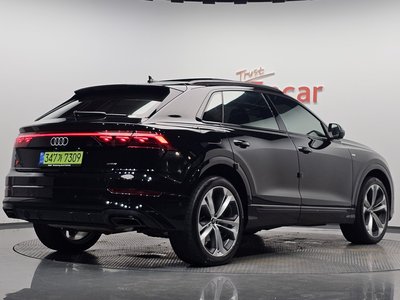 صورة 2 لـ 2025 AUDI Q8
