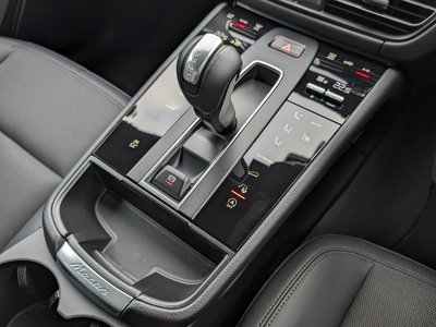 2023 Porsche MACAN 缩略图 18