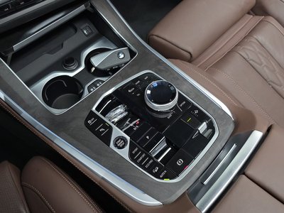 صورة 9 لـ 2024 BMW X5