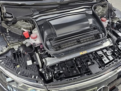 MERCEDES-BENZ EQS - 7