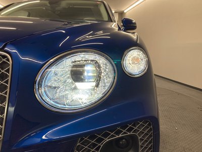 BENTLEY BENTAYGA - 7