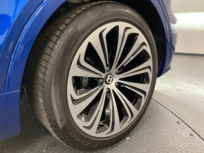 BENTLEY BENTAYGA - 4