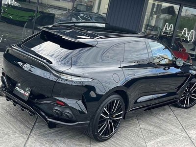 ASTON MARTIN DBX - 3