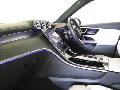 2024 Mercedes-BENZ GLC — миниатюра 21