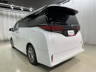 TOYOTA ALPHARD - 5