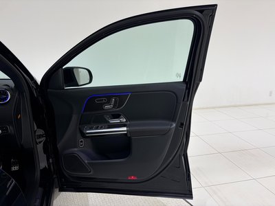 MERCEDES-BENZ GLA - 8