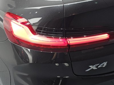 BMW X4 - 10