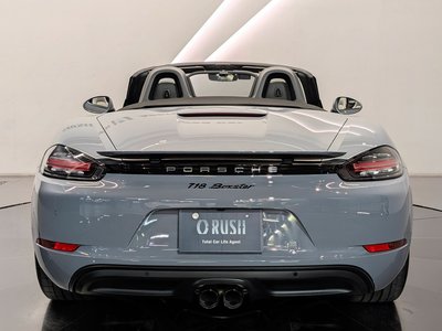 PORSCHE 718 BOXSTER - 6