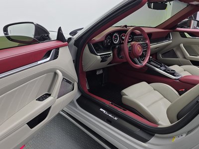 PORSCHE 911 - 10
