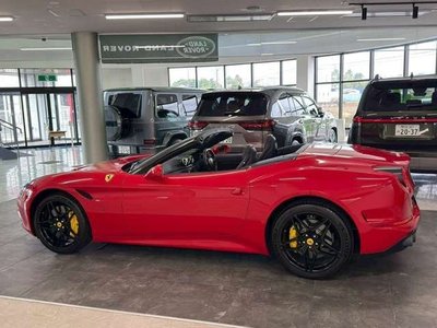 2016 Ferrari CALIFORNIA T thumbnail 15
