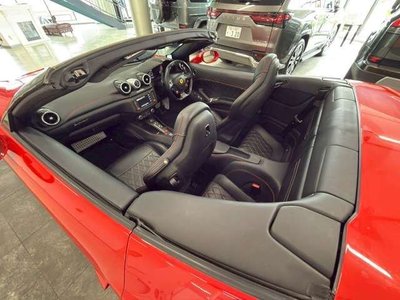 2016 Ferrari CALIFORNIA T thumbnail 12