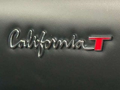 2016 Ferrari CALIFORNIA T thumbnail 39