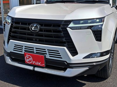 صورة 6 لـ 2025 Lexus GX
