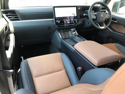 2025 Lexus GX thumbnail 46