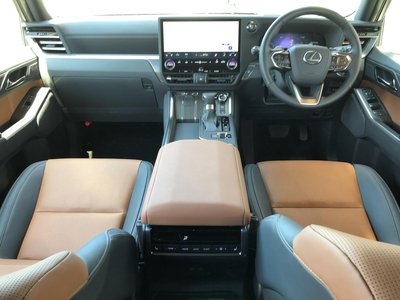 2025 Lexus GX thumbnail 44